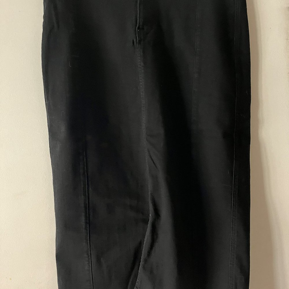 NYDJ - black stretch denim wide ribbed waist band w/LiftXtuck technology Size 10